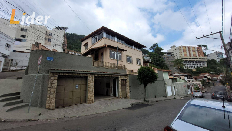 Casa com 3 Quartos à Venda, 192 m² em Santa Helena - Juiz De Fora