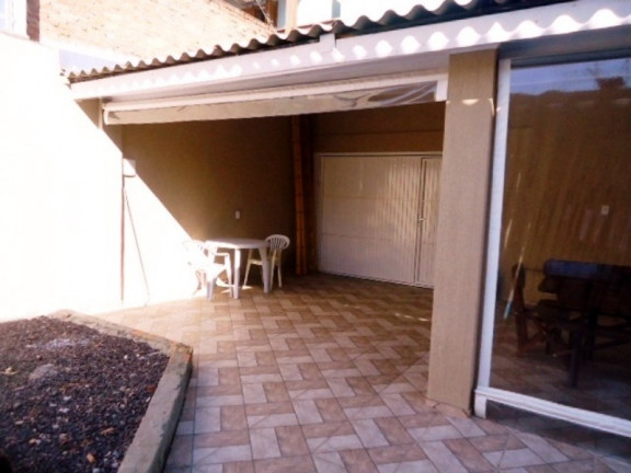 Imagem Casa com 3 Quartos à Venda, 199 m² em Jardim Itu - Porto Alegre Imagem Casa com 3 Quartos à Venda, 199 m² em Jardim Itu - Porto Alegre