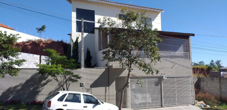 Imagem Imóvel com 3 Quartos à Venda, 300 m² em Jardim Caçula - Jundiaí