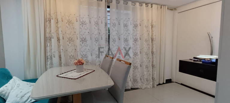 Imagem Casa com 4 Quartos à Venda, 255 m² em Boqueirão - Guarapuava Imagem Casa com 4 Quartos à Venda, 255 m² em Boqueirão - Guarapuava