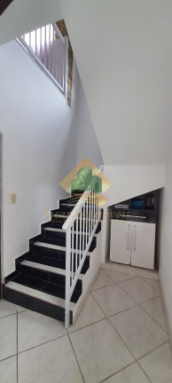 Imagem Casa com 4 Quartos à Venda, 170 m² em Centro - Ubatuba Imagem Casa com 4 Quartos à Venda, 170 m² em Centro - Ubatuba