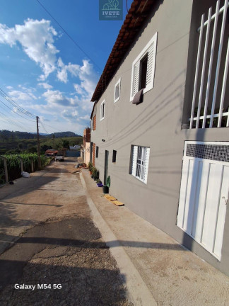 Imagem Casa com 2 Quartos à Venda, 196 m² em Centro - Socorro