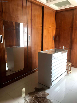 Imagem Casa com 6 Quartos para Alugar ou Temporada, 760 m² em Candelária - Natal