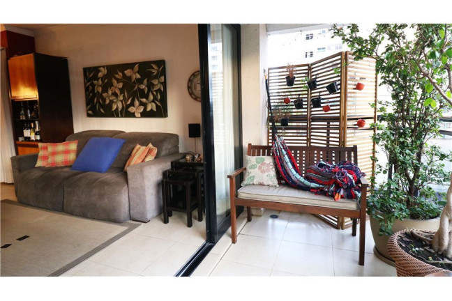 Imagem Imóvel com 3 Quartos à Venda, em Pinheiros - São Paulo Imagem Imóvel com 3 Quartos à Venda, em Pinheiros - São Paulo