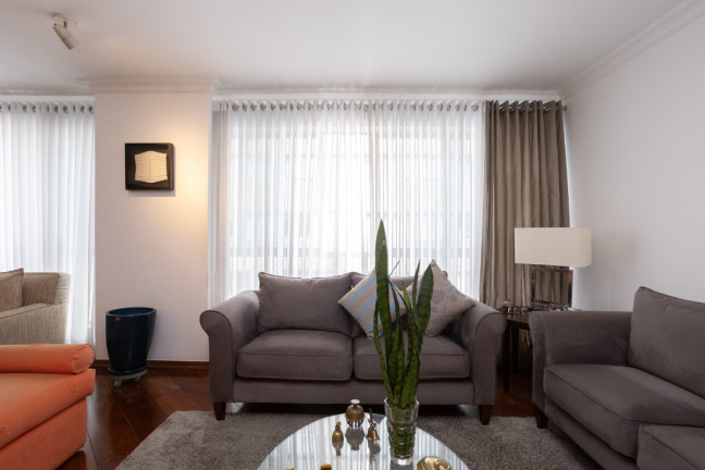Imagem Apartamento com 3 Quartos à Venda, 228 m² em Itaim Bibi - São Paulo