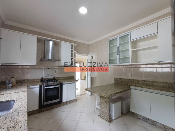 Imagem Sobrado com 3 Quartos para Alugar, 480 m² em Village Tremembé - Tremembé