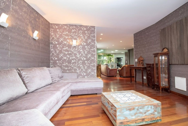Imagem Casa com 4 Quartos à Venda, 511 m² em Portão - Curitiba