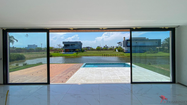 Imagem Casa de Condomínio com 4 Quartos à Venda, 400 m² em Praia Da Cal - Torres
