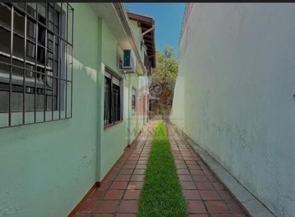 Imagem Casa com 3 Quartos à Venda, 178 m² em Santana - Porto Alegre