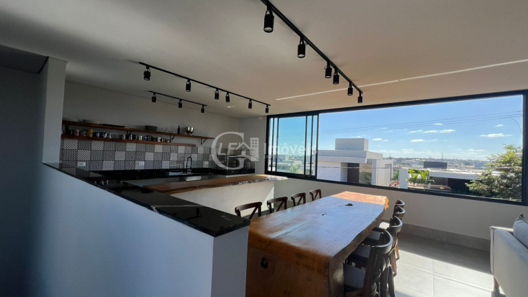 Imagem Casa com 3 Quartos à Venda, 330 m² em Alphaville Campo Grande - Campo Grande Imagem Casa com 3 Quartos à Venda, 330 m² em Alphaville Campo Grande - Campo Grande