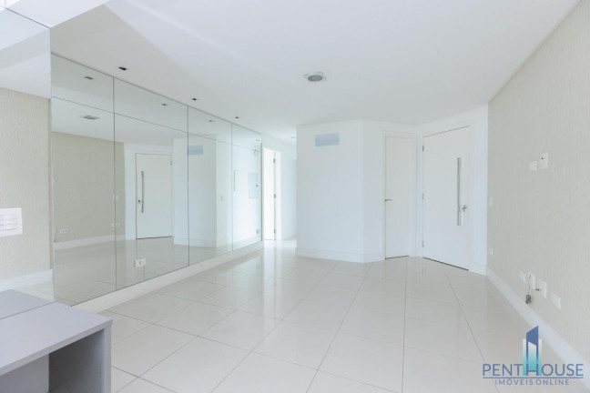 Imagem Apartamento com 3 Quartos à Venda, 121 m² em Centro - Balneário Camboriú Imagem Apartamento com 3 Quartos à Venda, 121 m² em Centro - Balneário Camboriú