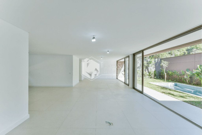 Imagem Casa com 4 Quartos à Venda, 620 m² em Santo Amaro - São Paulo Imagem Casa com 4 Quartos à Venda, 620 m² em Santo Amaro - São Paulo
