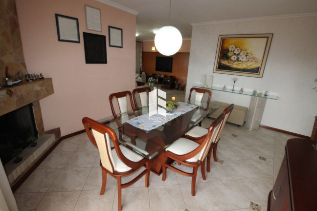 Imagem Apartamento com 4 Quartos à Venda, 240 m² em Nossa Senhora Medianeira - Santa Maria