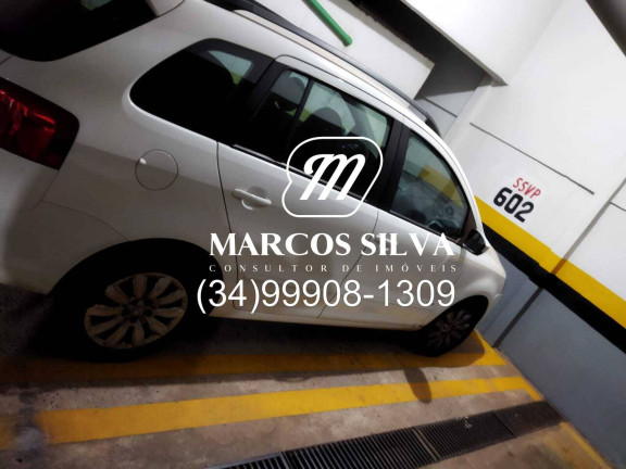 Imagem Apartamento com 3 Quartos à Venda, 105 m² em Centro - Uberlândia