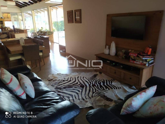 Imagem Casa com 6 Quartos à Venda, 465 m² em Centro - São Jorge D'oeste