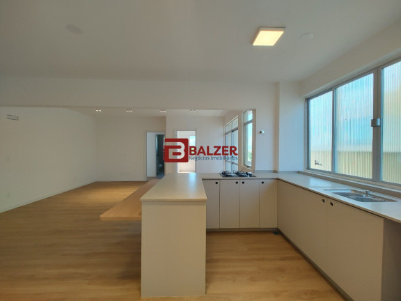 Imagem Apartamento com 2 Quartos à Venda, 100 m² em Centro - Florianópolis Imagem Apartamento com 2 Quartos à Venda, 100 m² em Centro - Florianópolis