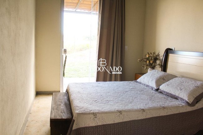 Imagem Imóvel com 1 Quarto à Venda, 6.050 m² em Centro - Extrema Imagem Imóvel com 1 Quarto à Venda, 6.050 m² em Centro - Extrema