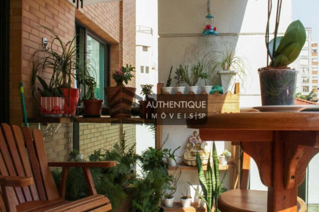 Imagem Apartamento com 2 Quartos à Venda, 132 m² em Jardins - São Paulo Imagem Apartamento com 2 Quartos à Venda, 132 m² em Jardins - São Paulo