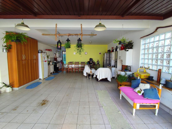 Imagem Casa com 4 Quartos à Venda, 235 m² em Portão - Curitiba