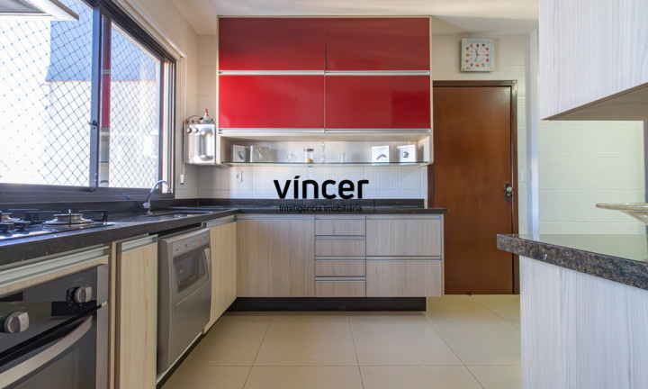 Imagem Apartamento com 3 Quartos à Venda, 196 m² em Nova Suiça - Goiânia
