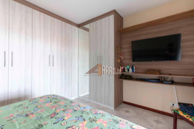 Imagem Sobrado com 3 Quartos à Venda, 198 m² em Vila Sílvia - São Paulo Imagem Sobrado com 3 Quartos à Venda, 198 m² em Vila Sílvia - São Paulo