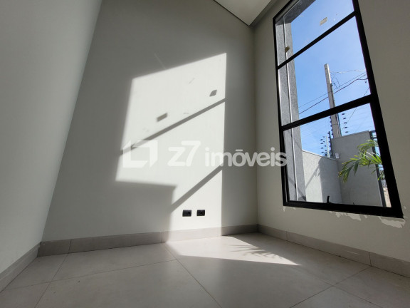 Imagem Casa com 3 Quartos à Venda, 118 m² em Jardim Petrópolis - Maringá Imagem Casa com 3 Quartos à Venda, 118 m² em Jardim Petrópolis - Maringá