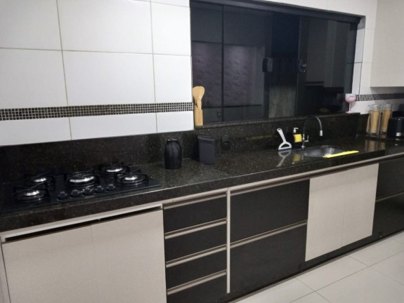 Imagem Sobrado com 3 Quartos à Venda, 190 m² em Jardim Quaresmeira - Suzano Imagem Sobrado com 3 Quartos à Venda, 190 m² em Jardim Quaresmeira - Suzano
