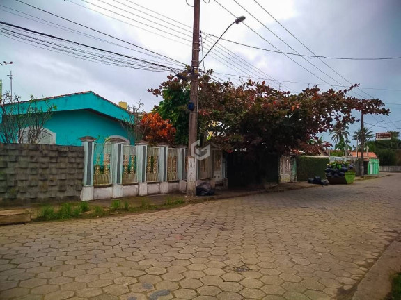 Imagem Casa com 3 Quartos para Alugar, 100 m² em Peruíbe