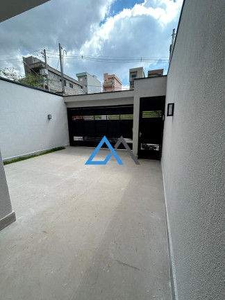 Imagem Casa com 3 Quartos à Venda, 135 m² em Villas Do Jaguari - Santana De Parnaíba Imagem Casa com 3 Quartos à Venda, 135 m² em Villas Do Jaguari - Santana De Parnaíba