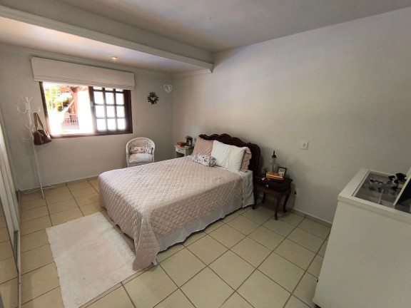 Imagem Casa com 3 Quartos à Venda, 220 m² em Parque Acalanto - Goiania Imagem Casa com 3 Quartos à Venda, 220 m² em Parque Acalanto - Goiania