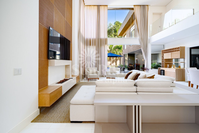 Imagem Casa com 3 Quartos à Venda, 376 m² em Alphaville - Santana De Parnaíba Imagem Casa com 3 Quartos à Venda, 376 m² em Alphaville - Santana De Parnaíba
