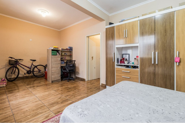 Imagem Imóvel com 3 Quartos à Venda, 134 m² em Vila Ipiranga - Porto Alegre