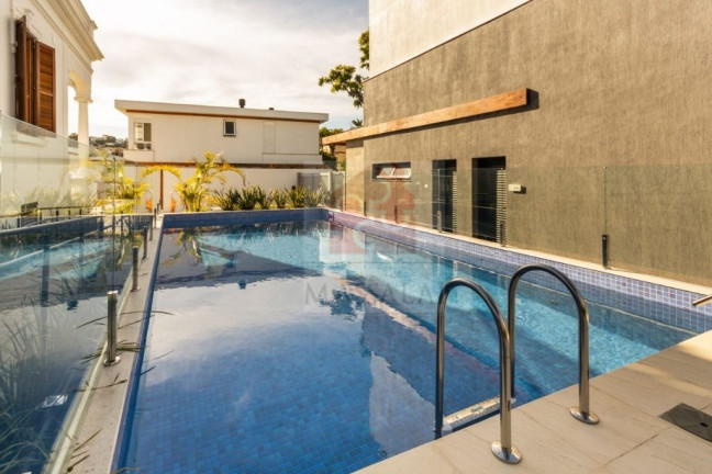 Imagem Casa com 3 Quartos à Venda, 135 m² em Teresópolis - Porto Alegre