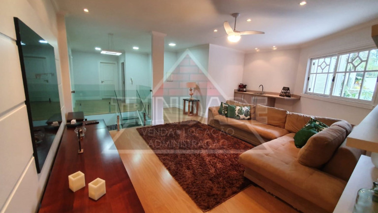 Imagem Casa com 6 Quartos à Venda, 573 m² em Vargem Grande - Rio De Janeiro Imagem Casa com 6 Quartos à Venda, 573 m² em Vargem Grande - Rio De Janeiro
