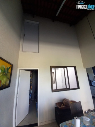 Imagem Casa com 3 Quartos à Venda, 210 m² em Setor Aeroporto - Goiânia