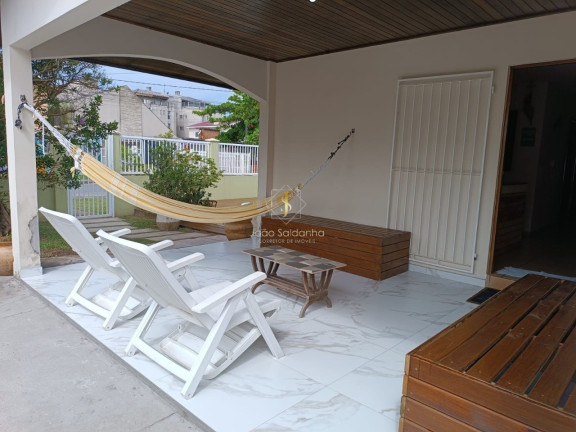 Imagem Casa com 3 Quartos para Temporada, em Brejatuba - Guaratuba Imagem Casa com 3 Quartos para Temporada, em Brejatuba - Guaratuba