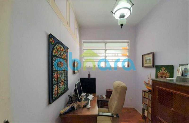 Imagem Apartamento com 3 Quartos à Venda, 270 m² em Copacabana - Rio De Janeiro Imagem Apartamento com 3 Quartos à Venda, 270 m² em Copacabana - Rio De Janeiro