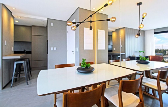 Imagem Imóvel com 2 Quartos à Venda, 75 m² em Menino Deus - Porto Alegre Imagem Imóvel com 2 Quartos à Venda, 75 m² em Menino Deus - Porto Alegre