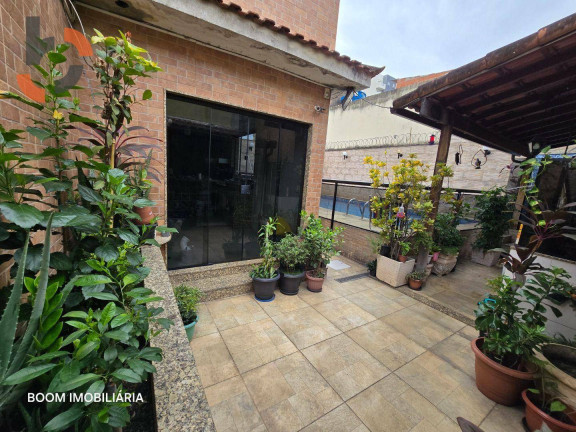 Imagem Casa com 3 Quartos à Venda, 213 m² em Califórnia - Nova Iguaçu