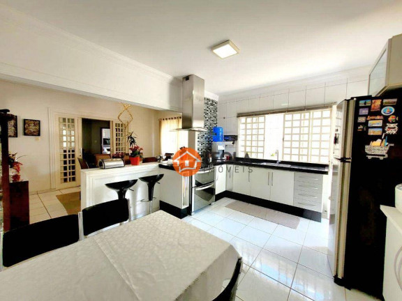 Imagem Casa com 3 Quartos à Venda, 202 m² em Jardim São Roque - Americana Imagem Casa com 3 Quartos à Venda, 202 m² em Jardim São Roque - Americana