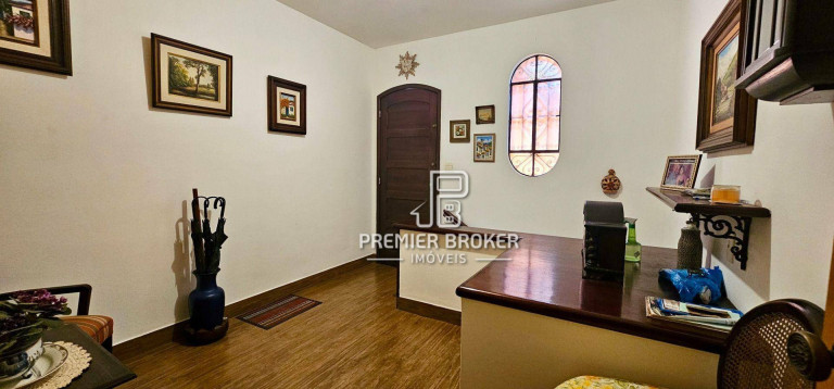 Imagem Casa com 3 Quartos à Venda, 160 m² em Parque São Luiz - Teresópolis Imagem Casa com 3 Quartos à Venda, 160 m² em Parque São Luiz - Teresópolis