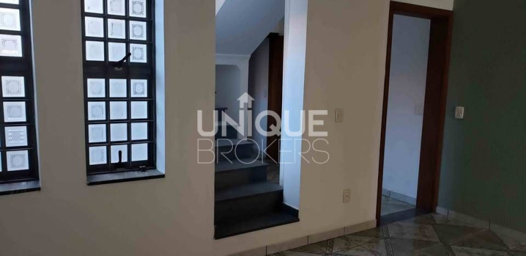 Imagem Casa com 3 Quartos à Venda, 175 m² em Jardim São Matheus - Vinhedo Imagem Casa com 3 Quartos à Venda, 175 m² em Jardim São Matheus - Vinhedo
