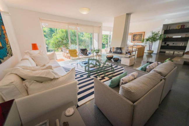 Imagem Casa com 3 Quartos à Venda, 698 m² em Chácara Refúgio - Cotia Imagem Casa com 3 Quartos à Venda, 698 m² em Chácara Refúgio - Cotia