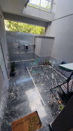 Sobrado com 2 Quartos à Venda, 400 m² em Pestana - Osasco