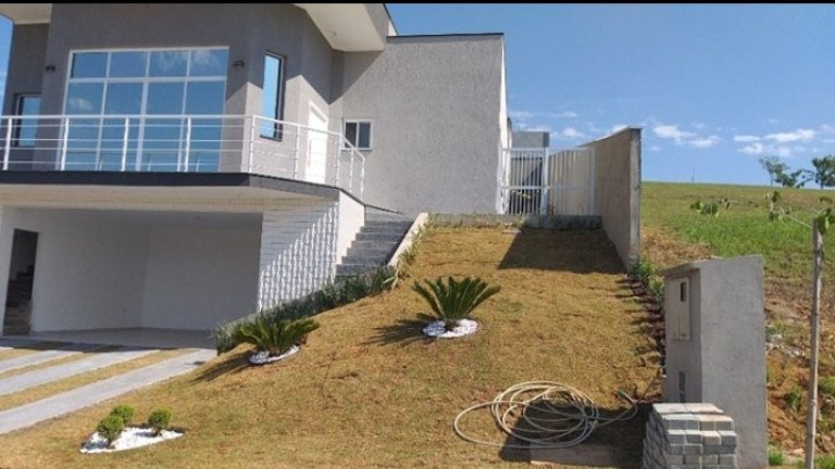 Imagem Casa com 4 Quartos à Venda, 230 m² em Urbanova - São José Dos Campos