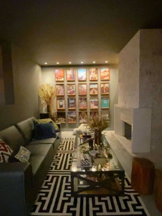 Imagem Apartamento com 4 Quartos à Venda, 390 m² em Petrópolis - Porto Alegre Imagem Apartamento com 4 Quartos à Venda, 390 m² em Petrópolis - Porto Alegre