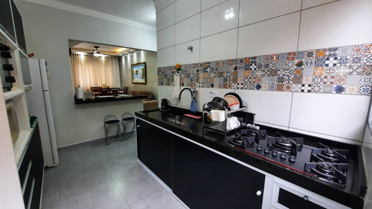 Imagem Casa com 2 Quartos à Venda, 80 m² em Jardim Do Sol - Caraguatatuba