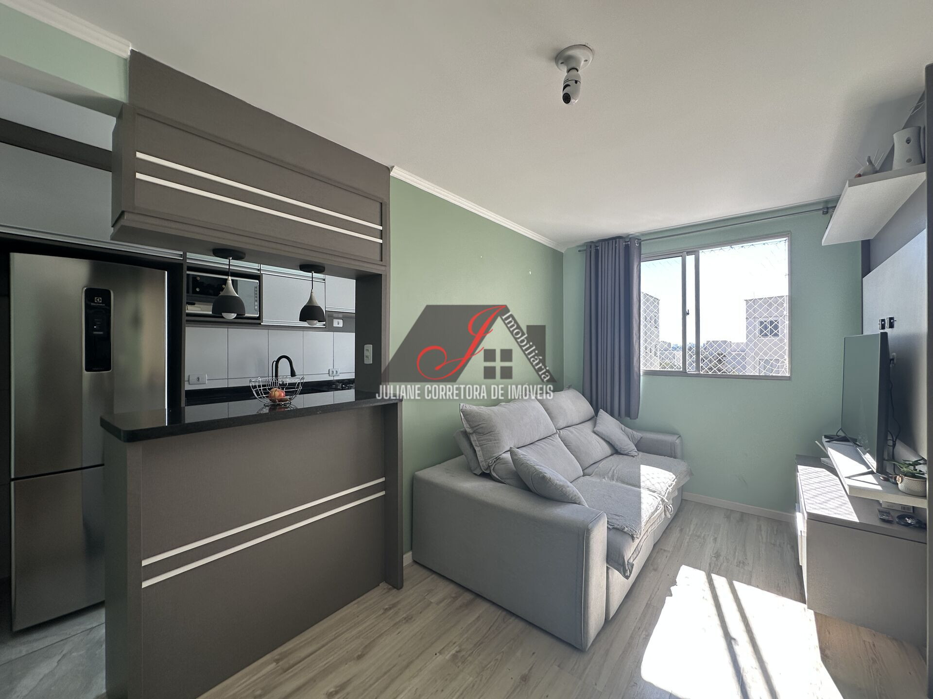 Imagem Apartamento com 2 Quartos à Venda, 54 m² em Pinheirinho - Curitiba
