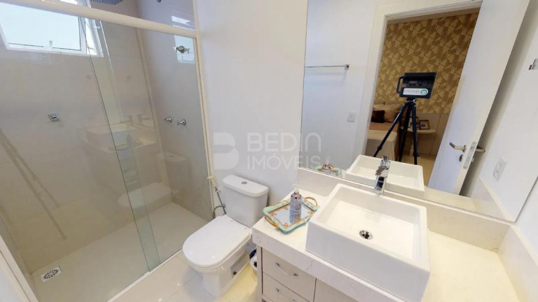 Imagem Apartamento com 3 Quartos à Venda, 131 m² em Centro - Balneário Camboriú Imagem Apartamento com 3 Quartos à Venda, 131 m² em Centro - Balneário Camboriú