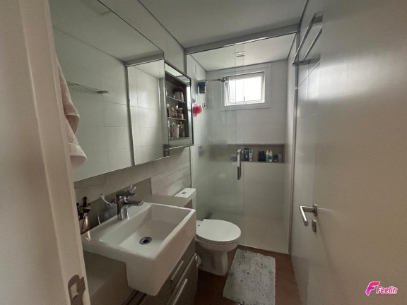 Imagem Apartamento com 2 Quartos à Venda, 75 m² em Centro - Florianópolis